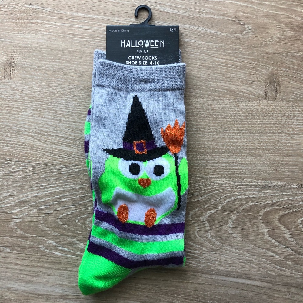 3/$20 NWT Halloween Crew Socks 1 Pair